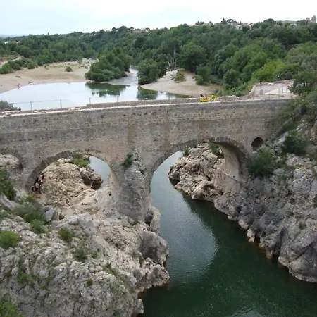 Petit Sympa A 200m Du Pont Du Diable *